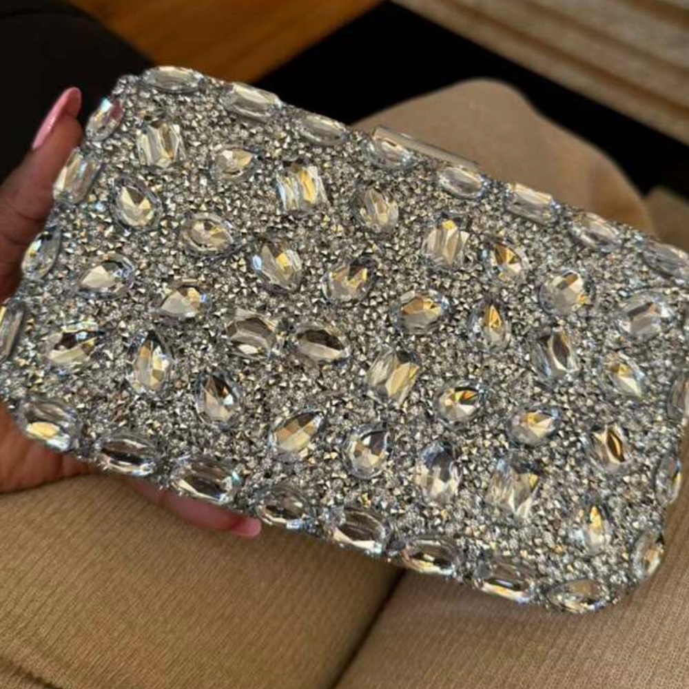 💎 Jewel Encrusted Purse 💎 - Picture 4 of 5